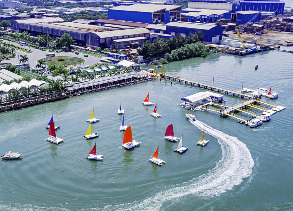 yacht and speedboat from Ho Chi Minh City to Vung Tau